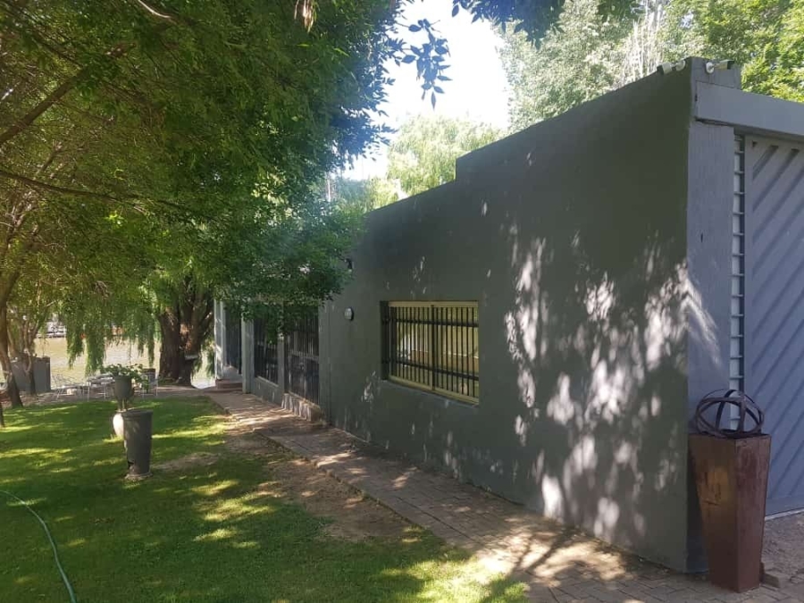 To Let 2 Bedroom Property for Rent in Maselspoort Free State